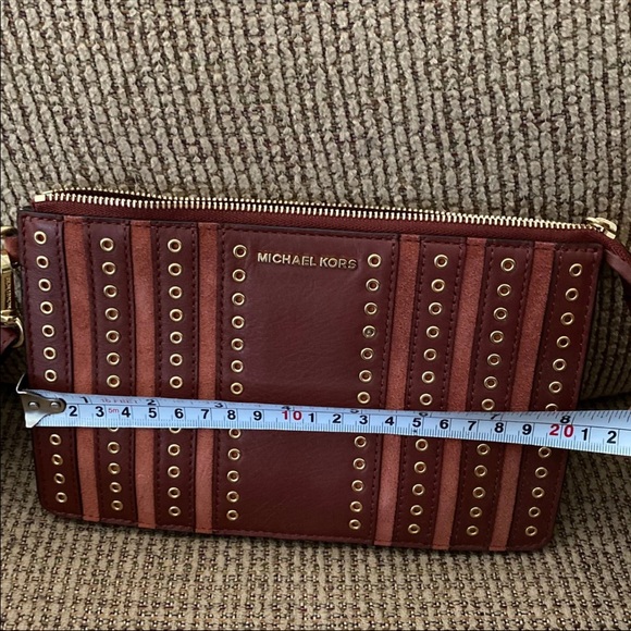 Michael Kors wristlet wallets for women - Picture 5 of 7